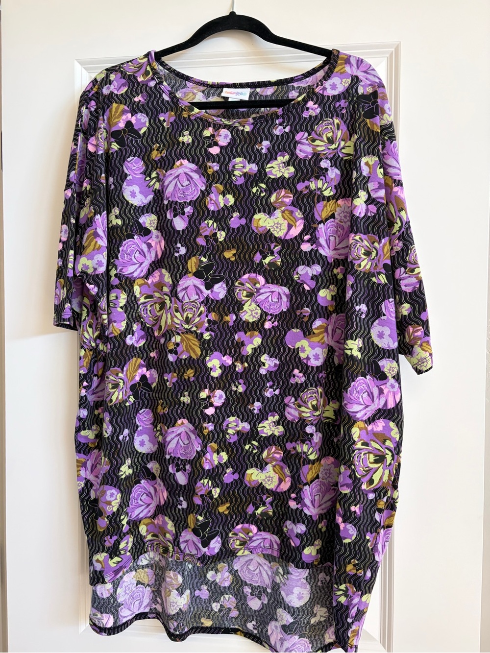 LuLaRoe Purple Floral Wave Tunic with Black Base